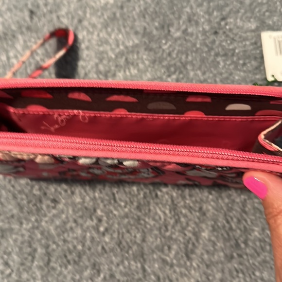 NWT, Never Used Vera Bradley Front Zip Blush Pink Wristlet - Picture 6 of 9